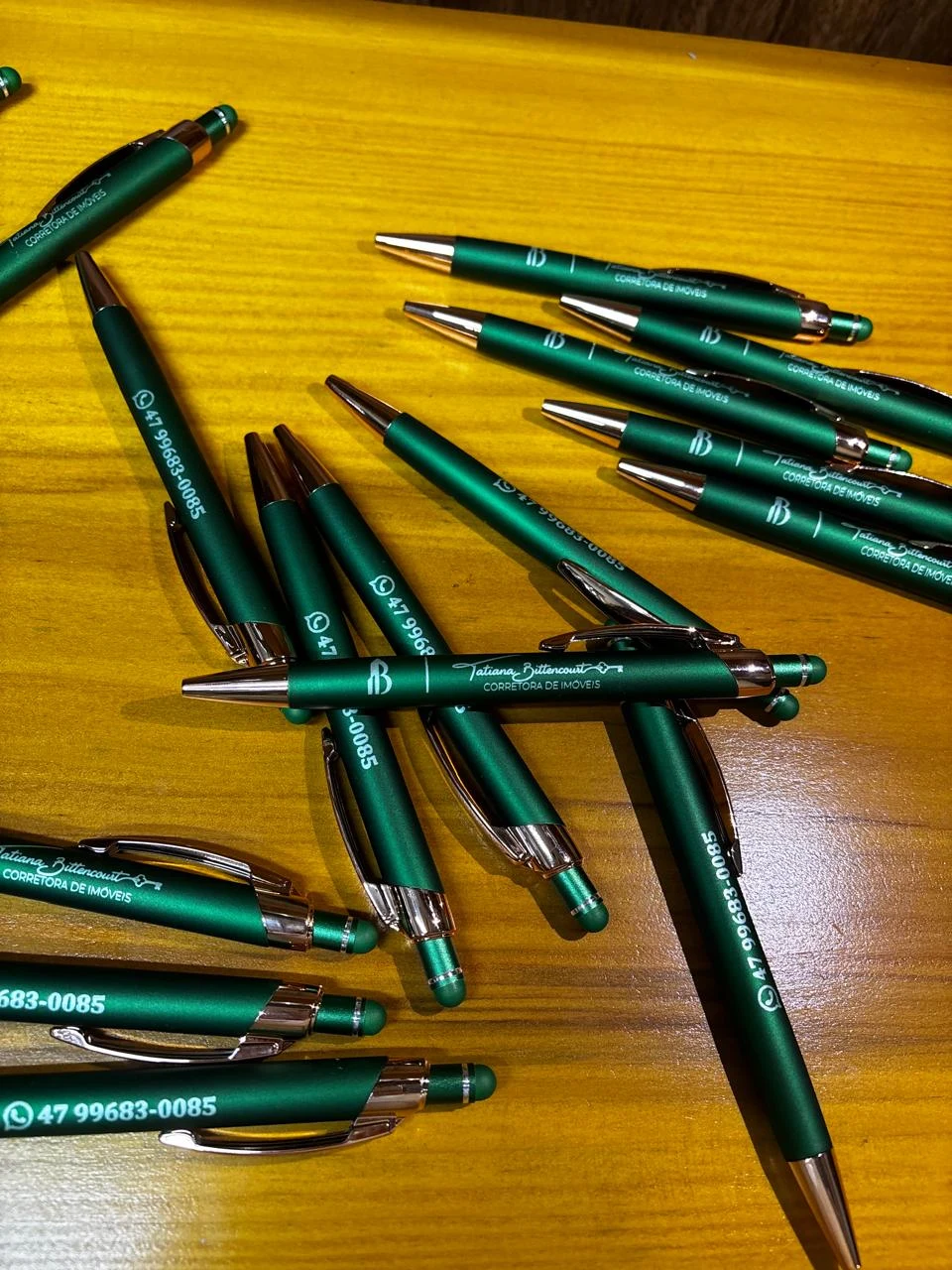 Canetas verdes personalizadas